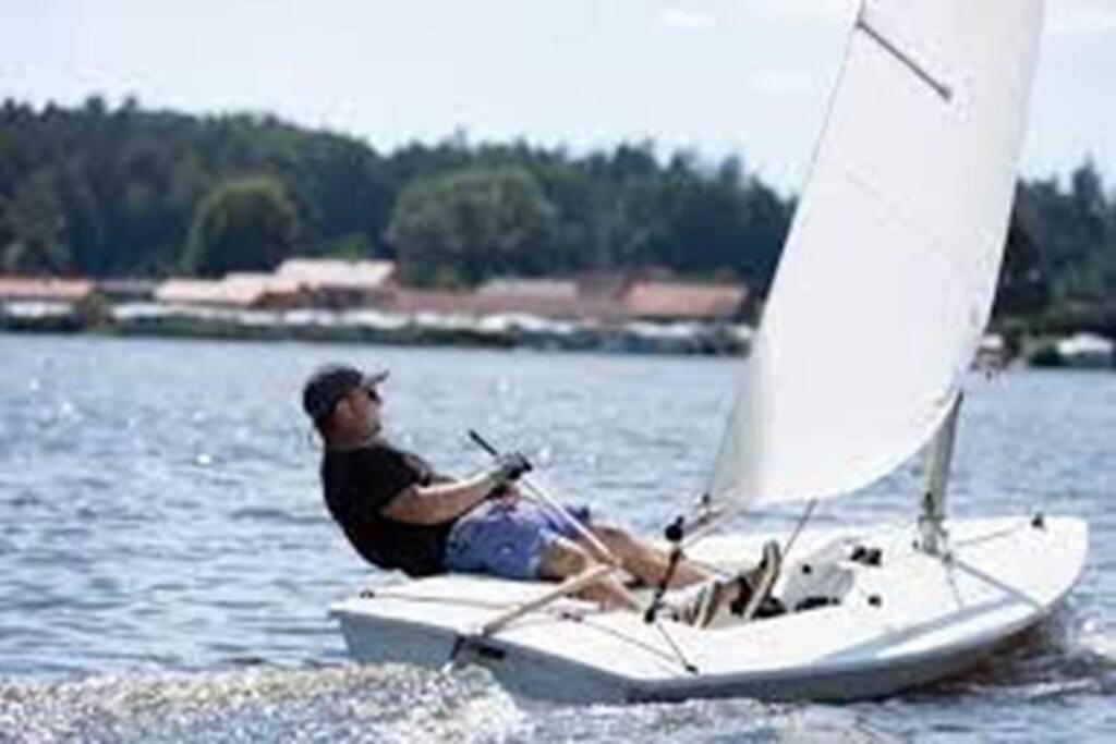 Holiday home Direkt Am See, Mit Eigenem Boot